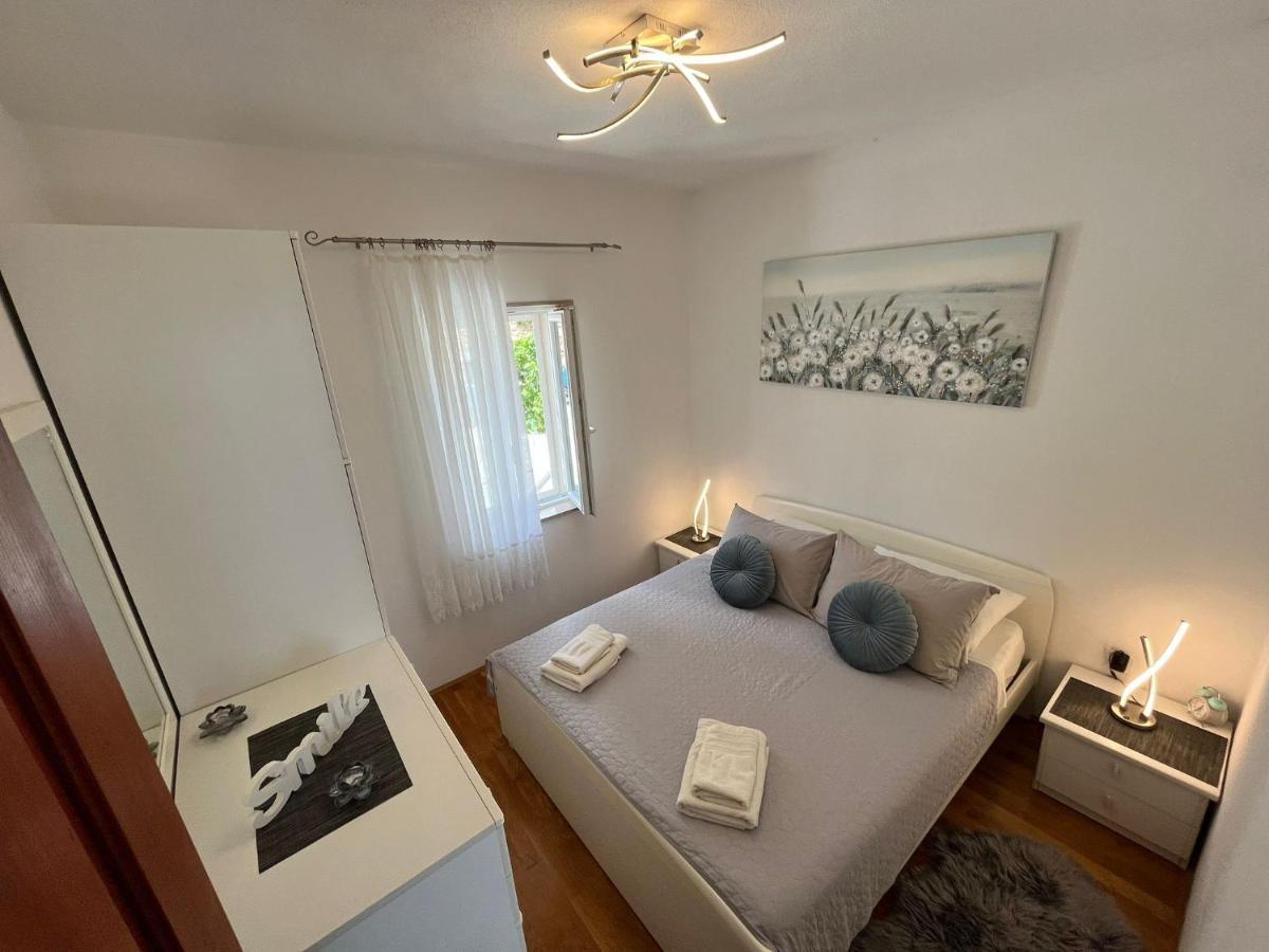 Apartment Merlin Бол Екстериор снимка